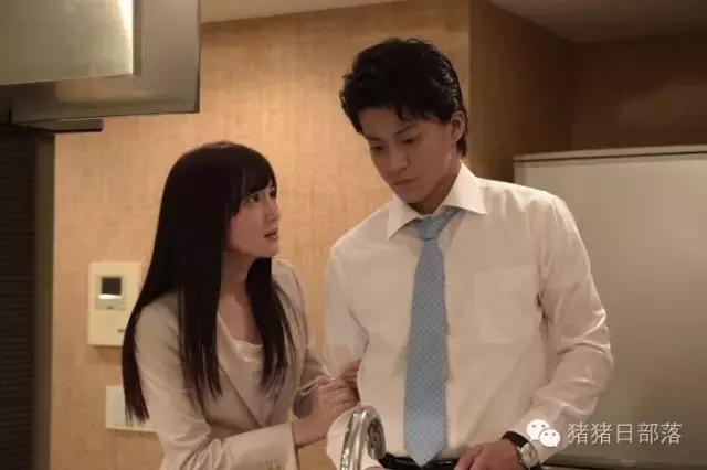 小栗旬_小栗旬 代价 剧高梨临 白石真琴