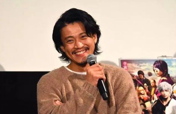 小栗旬_日本男星小栗旬_小栗旬女儿网友羡慕