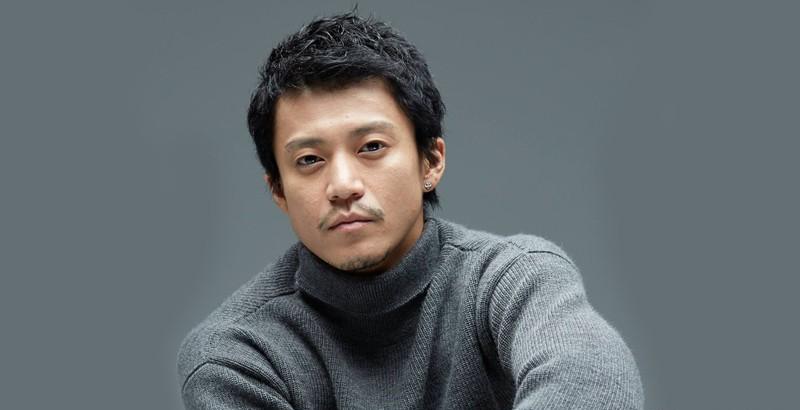 小栗旬_小栗旬 韩流男神 熟男魅力