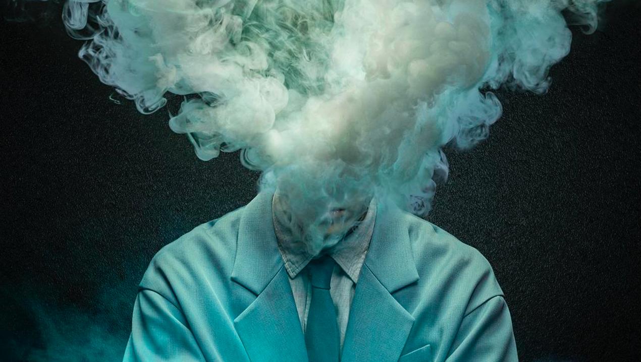 气体人科幻剧_Netflix气体人_气体人第一号小栗旬